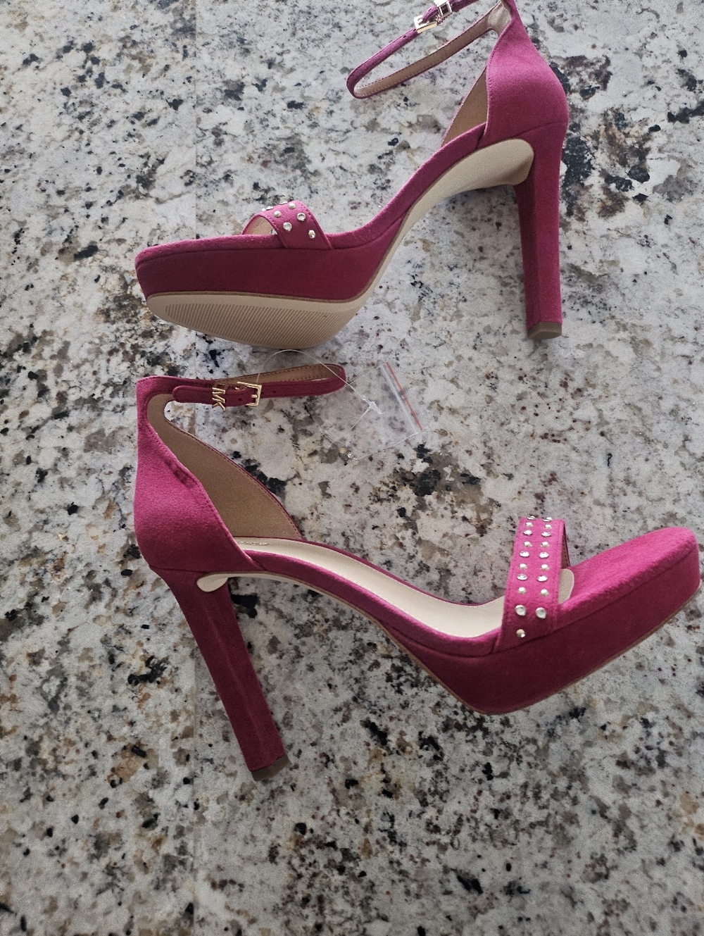 Michael KORS Margot Platform Suede Sandal - Picture 8 of 14